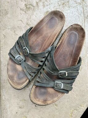 Black Birkenstock Granada Slides Sandals 8.5